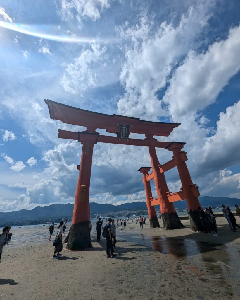 人生の転機、厳島神社（宮島）⛩️ ある日突然「行こう！」と決意